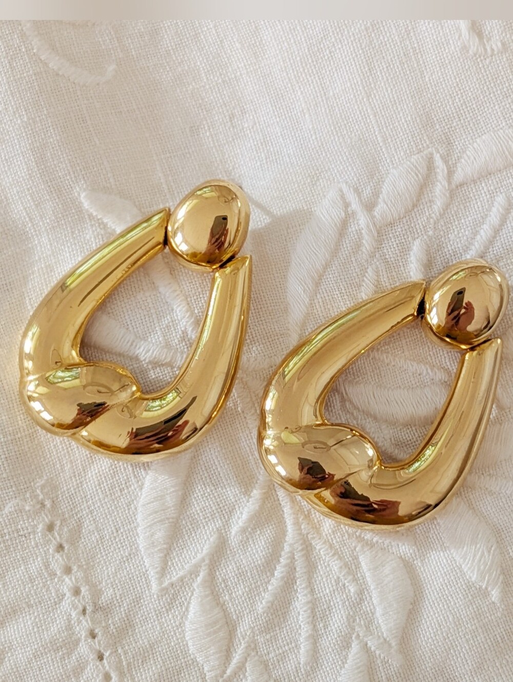 Vintage 1980s Gold Plated Door Knocker Drop Earrings Lightweight 1.5in X 1in